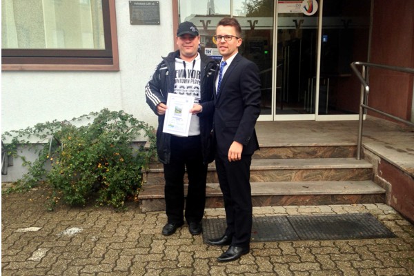 Volksbank übergibt Hauptpreis